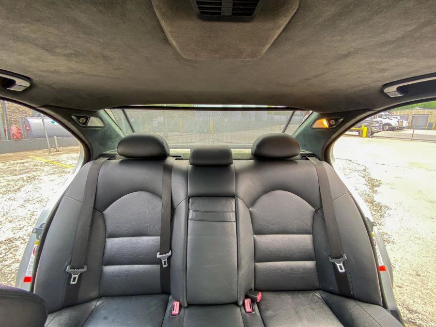 Интерьер BMW M5 (E39) 2003 года  (фото 136 из 148)